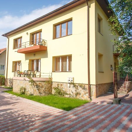 Barok Appart Брашов Экстерьер фото